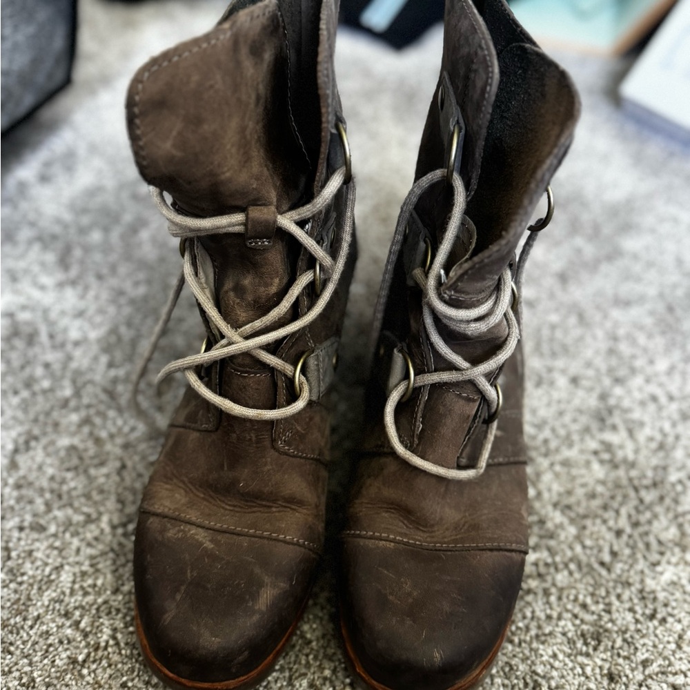 Sorel Brown Combat Moto Boots with Distressed Leather